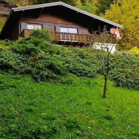 Chalet Au Bois Des Ecureuils Classe Trois Etoiles. *