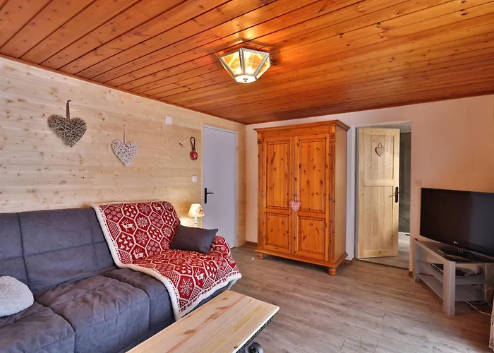 Chalet Au Bois Des écureuils Classé Trois étoiles. *